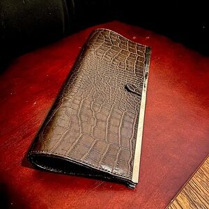 NWOT Chinese Laundry Brown Patent Leather finished/ Alligator-like styled Clutch